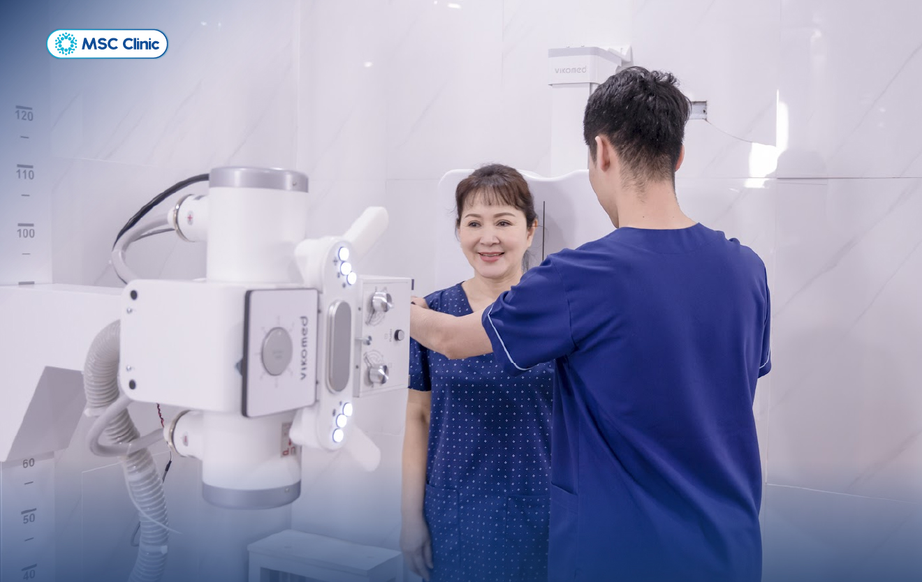 Máy siêu âm Doppler 4D của GE Ultrasound Korea giúp quan sát rõ gân, cơ, bao hoạt dịch và phát hiện sớm các tổn thương vùng vai