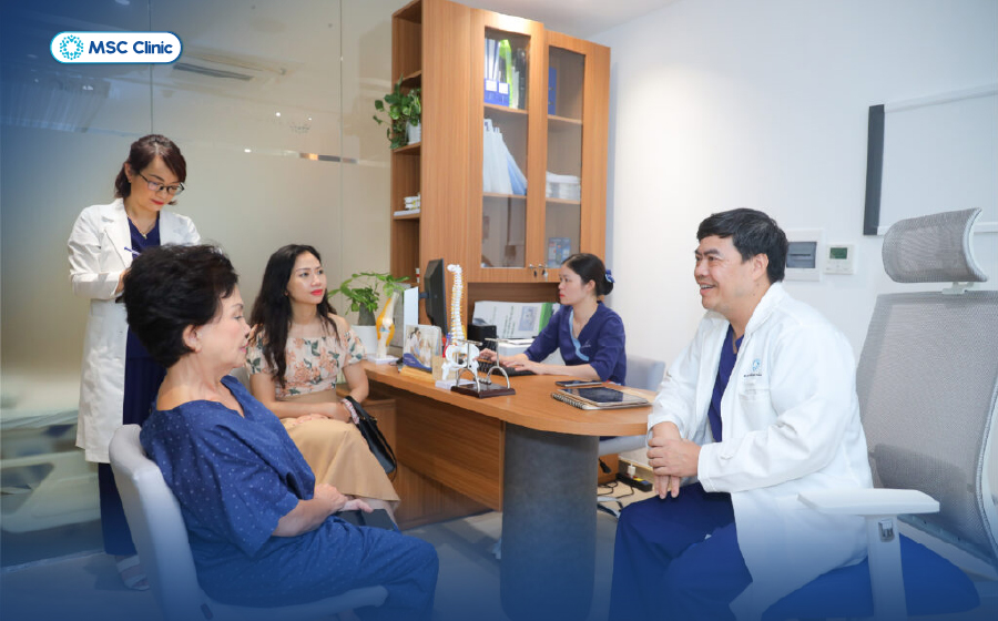 Các khách hàng của MSC Clinic  được thăm khám, tư vấn và thiết kế phác đồ điều trị các nhân hóa phù hợp và riêng biệt