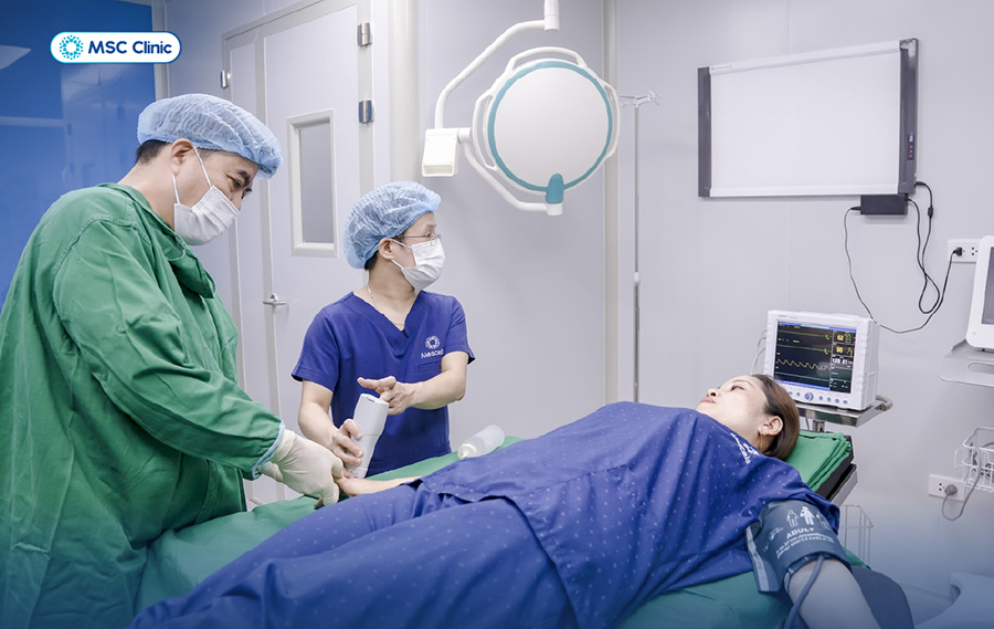 Chị Mến điều trị thành công bệnh lý viêm gân ngón tay tại MSC Clinic