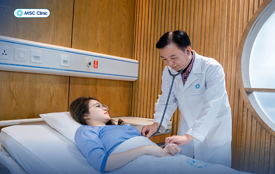 Khám sức khỏe định kỳ không chỉ ngăn bệnh tiến triển đến xơ gan độ 4 mà còn giúp duy trì chất lượng cuộc sống và tuổi thọ cho người bệnh