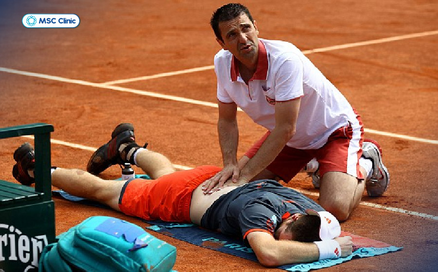 Chấn thương khi chơi thể thao ảnh hưởng tới phần lưng gây trật khớp lưng Chấn thương khi chơi thể thao ảnh hưởng tới phần lưng gây trật khớp lưng