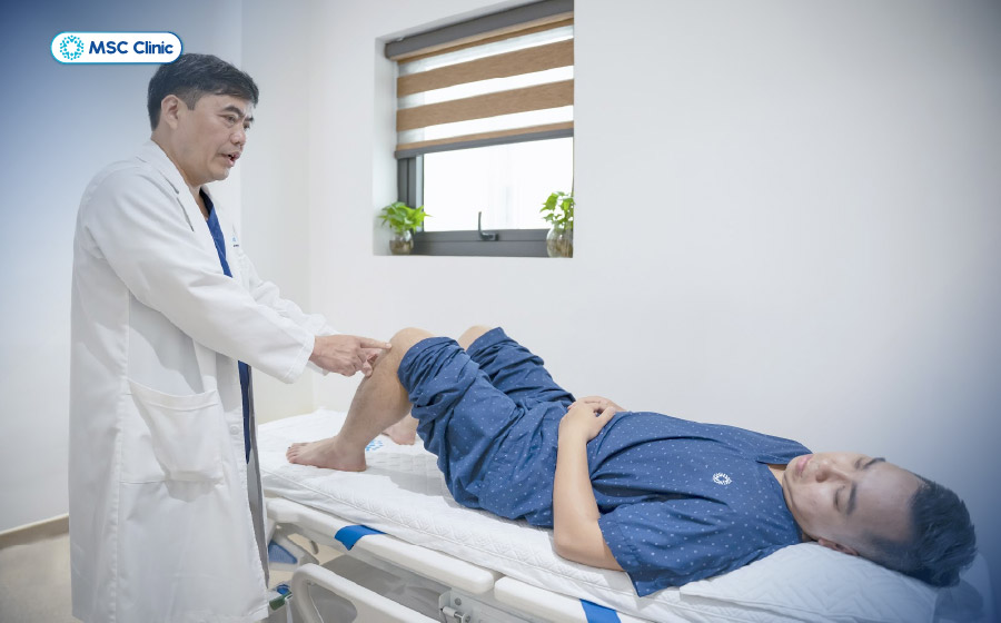 Khám lâm sàng đánh giá mức độ tổn thương giãn dây chằng đầu gối Khám lâm sàng đánh giá mức độ tổn thương giãn dây chằng đầu gối