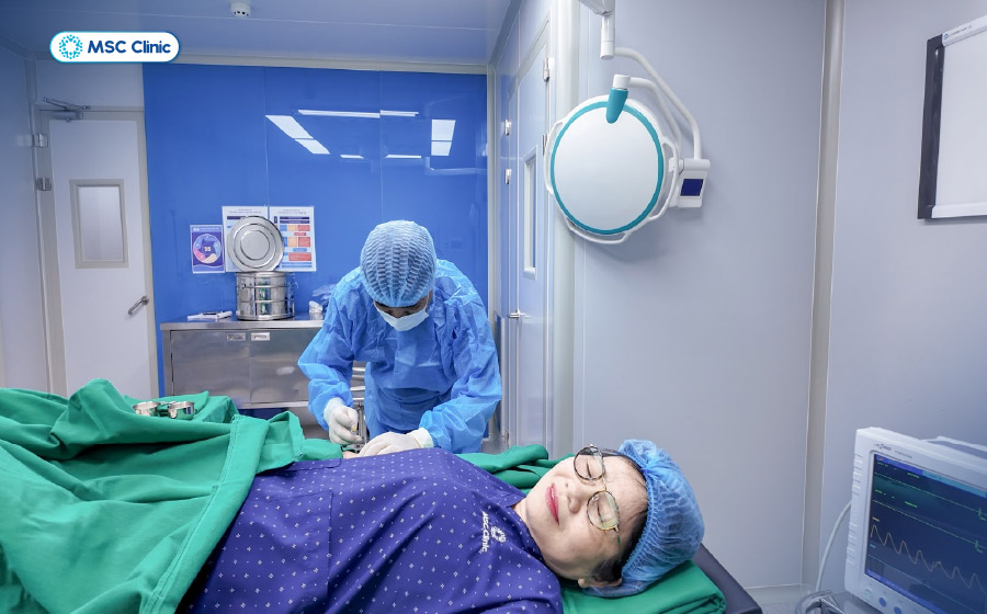 PRP được ứng dụng trong các trường hợp bong gân ngón tay có tổn thương dẫn đến viêm gân