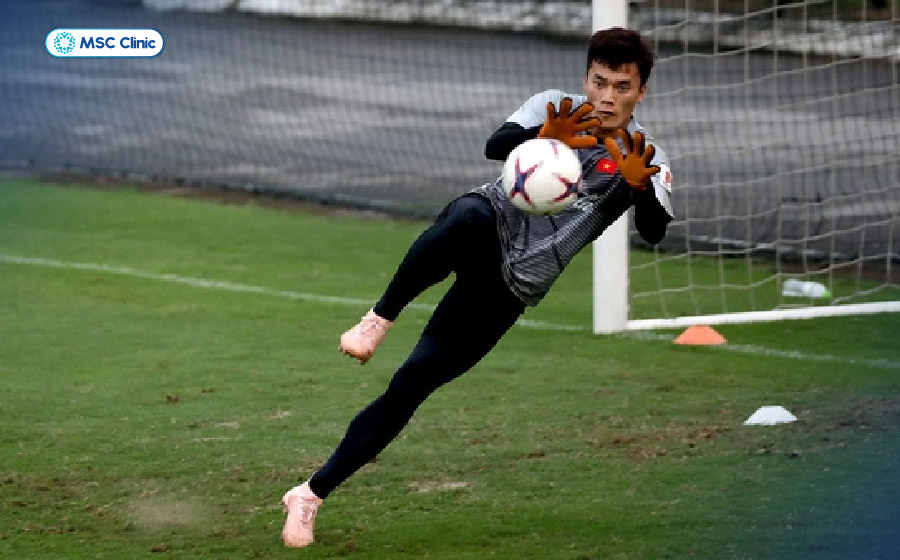 Thể thao là nguyên nhân phổ biến dẫn đến chấn thương như bong gân ngón tay