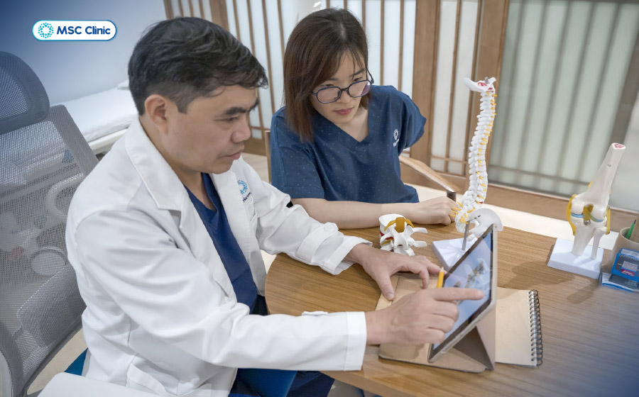 Bệnh nhân nên đi khám sớm nếu có dấu hiệu nghi ngờ để được các chuyên gia tư vấn