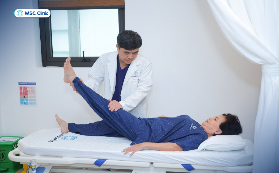 Bệnh nhân nên tham khảo ý kiến của chuyên gia về các bài tập luyện phù hợp