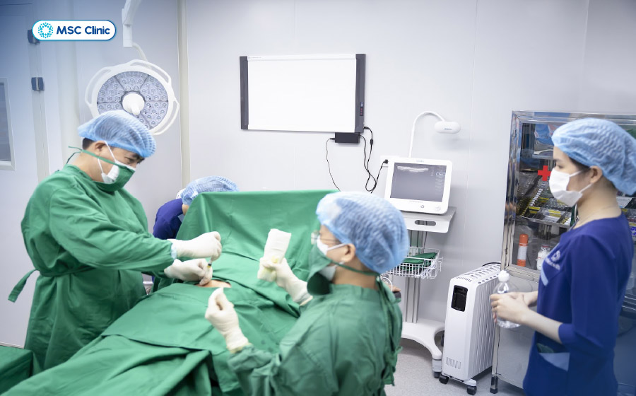 Bệnh nhân tại MSC Clinic được điều trị bằng các liệu pháp y học tái tạo bảo tồn Bệnh nhân tại MSC Clinic được điều trị bằng các liệu pháp y học tái tạo bảo tồn