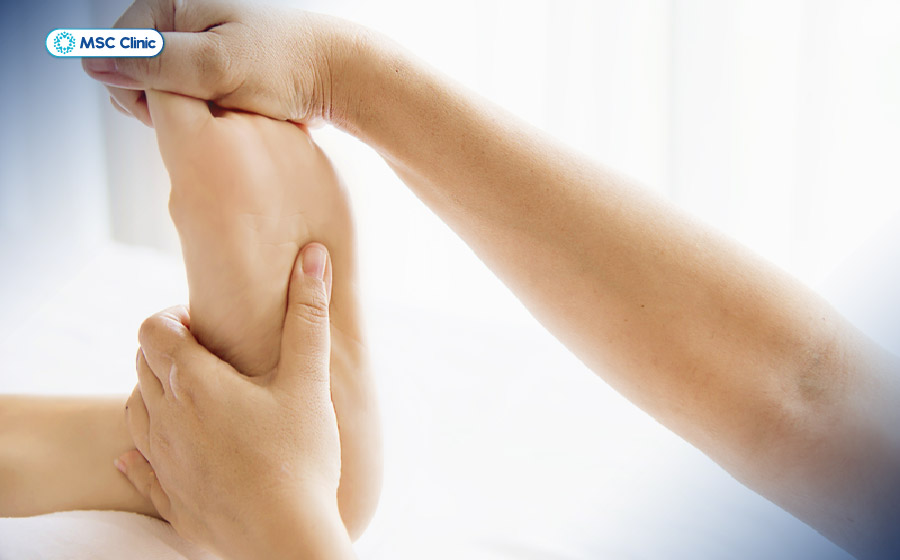 Các bài tập vật lý trị liệu hỗ trợ giảm sưng đau, cải thiện vận động vùng cổ chân
