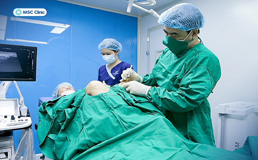 Điều trị thoái hoá khớp gối bằng phương pháp tiêm nội khớp tại điểm tổn thương
