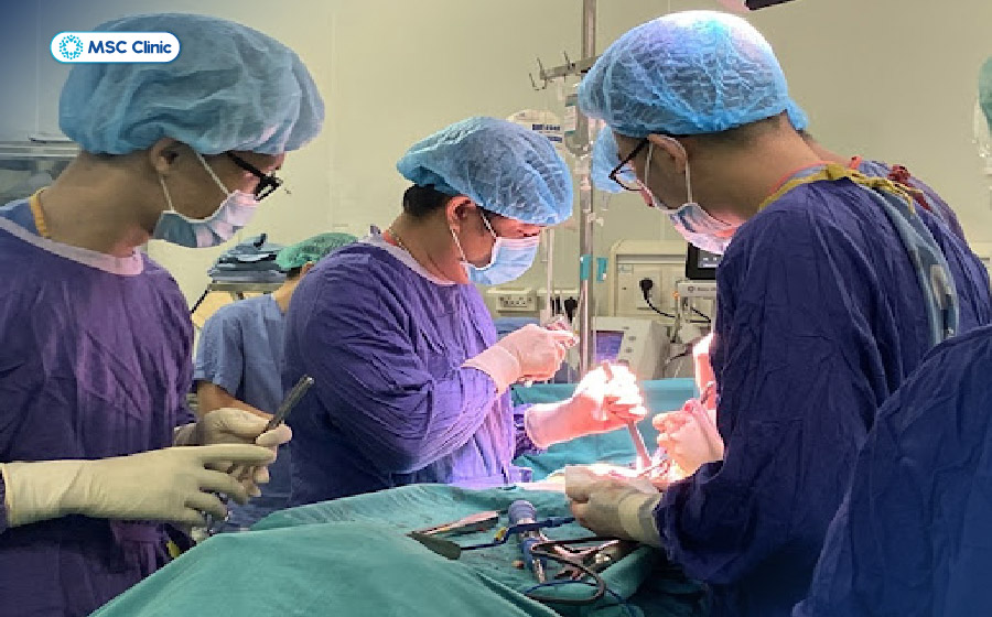 Phẫu thuật chỉnh hình cột sống là phương pháp hiệu quả cải thiện đau thần kinh tọa Phẫu thuật chỉnh hình cột sống là phương pháp hiệu quả cải thiện đau thần kinh tọa