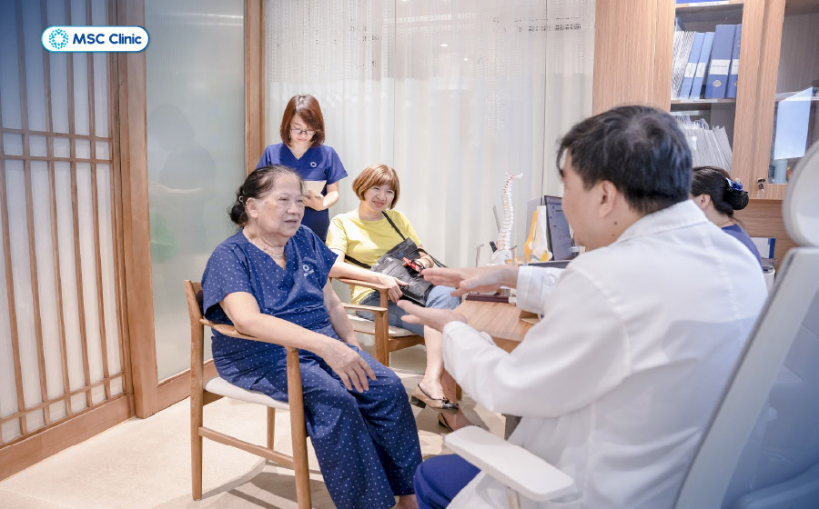 Bác sĩ có thể chỉ định thêm xét nghiệm để đánh giá thêm về các bệnh lý nền Bác sĩ có thể chỉ định thêm xét nghiệm để đánh giá thêm về các bệnh lý nền