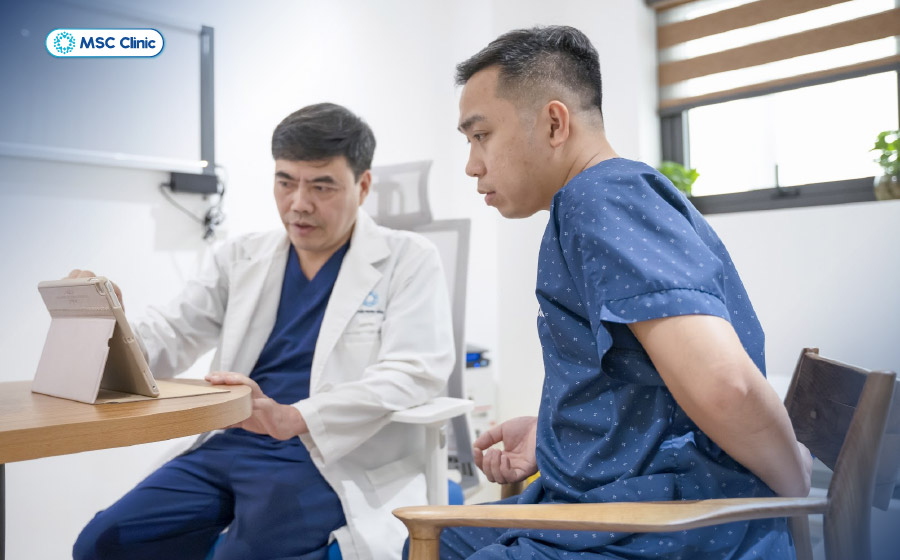 BSCKII Trần Trọng Thắng tư vấn kế hoạch điều trị cho bệnh nhân BSCKII Trần Trọng Thắng tư vấn kế hoạch điều trị cho bệnh nhân