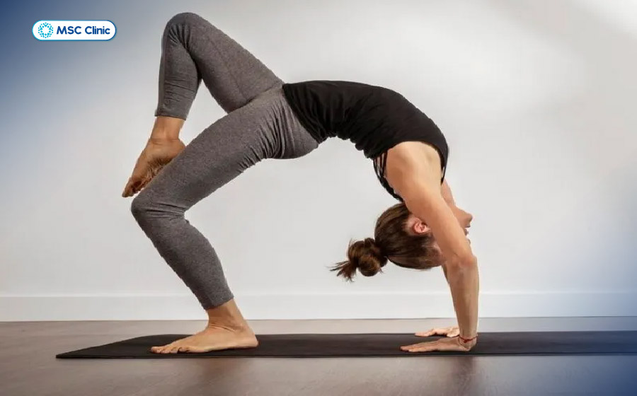 Các bài tập yoga giúp giảm căng cứng cơ vùng cổ - vai - lưng và hỗ trợ cải thiện tư thế