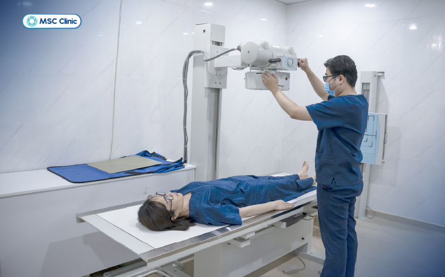 Chụp X-quang hỗ trợ đánh giá cấu trúc xương trong chẩn đoán chèn ép dây thần kinh Chụp X-quang hỗ trợ đánh giá cấu trúc xương trong chẩn đoán chèn ép dây thần kinh