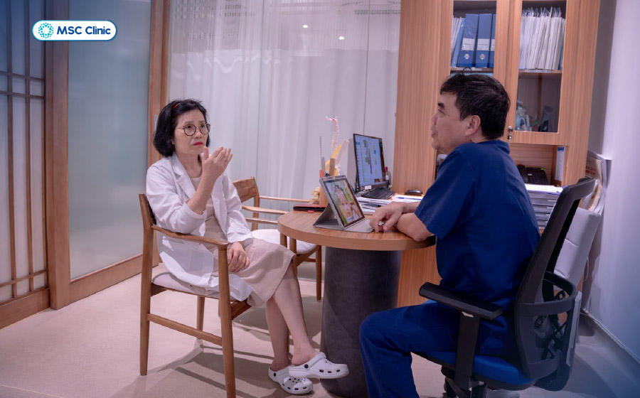 Khám lâm sàng giúp xác định nguyên nhân và hướng điều trị chính xác tránh biến chứng nguy hiểm
