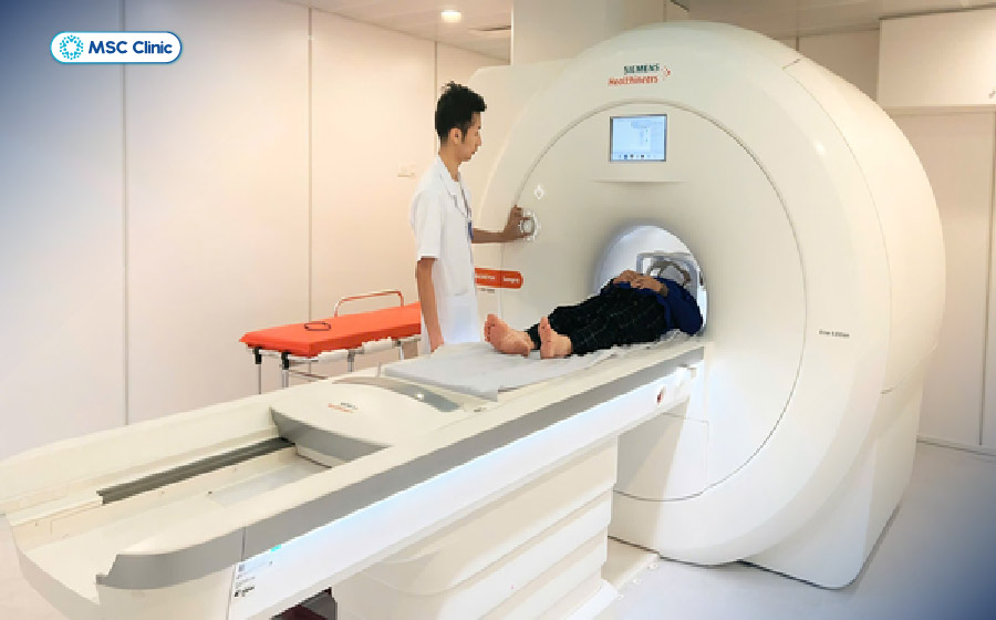 MRI giúp đánh giá chính xác tình trạng thoái hóa, xẹp đĩa đệm và mức độ chèn ép thần kinh MRI giúp đánh giá chính xác tình trạng thoái hóa, xẹp đĩa đệm và mức độ chèn ép thần kinh