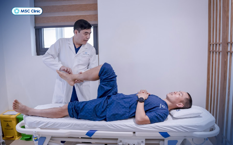 Thăm khám với bác sĩ chuyên khoa để được xác định chính xác nguyên nhân