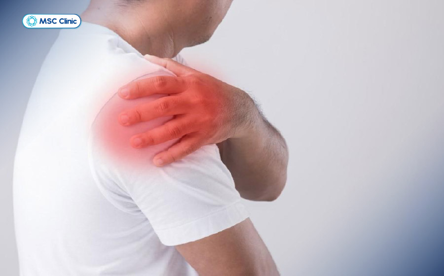 Tư thế sai hoặc ít vận động có thể thay đổi cơ chế khớp, khiến khớp vai kêu lục cục Tư thế sai hoặc ít vận động có thể thay đổi cơ chế khớp, khiến khớp vai kêu lục cục