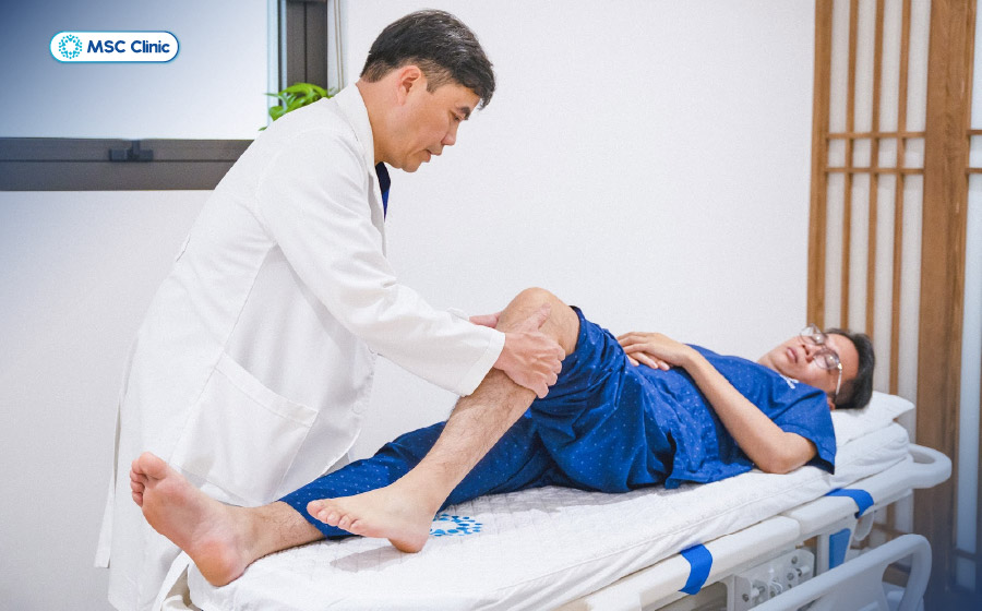 Cần đi khám chuyên khoa cơ xương khớp ngay khi mỏi khớp gối kéo dài trên 1-2 tuần Cần đi khám chuyên khoa cơ xương khớp ngay khi mỏi khớp gối kéo dài trên 1-2 tuần