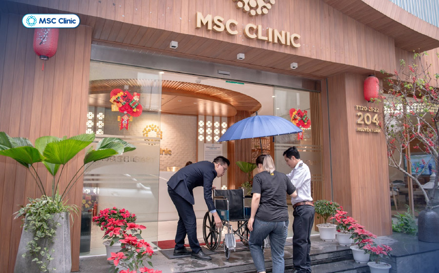 Bệnh nhân được chăm sóc chu đáo tại MSC Clinic