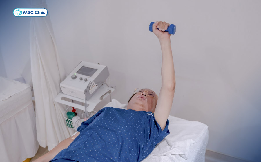 Các bài tập phục hồi chức năng giúp cải thiện tầm vận động và sức mạnh cơ quanh khớp vai Các bài tập phục hồi chức năng giúp cải thiện tầm vận động và sức mạnh cơ quanh khớp vai