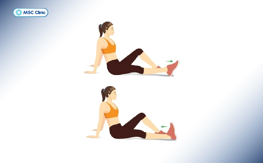 Động tác gập và duỗi bàn chân giúp thư giãn các nhóm cơ, tăng lưu thông máu và hỗ trợ quá trình hồi phục Động tác gập và duỗi bàn chân giúp thư giãn các nhóm cơ, tăng lưu thông máu và hỗ trợ quá trình hồi phục