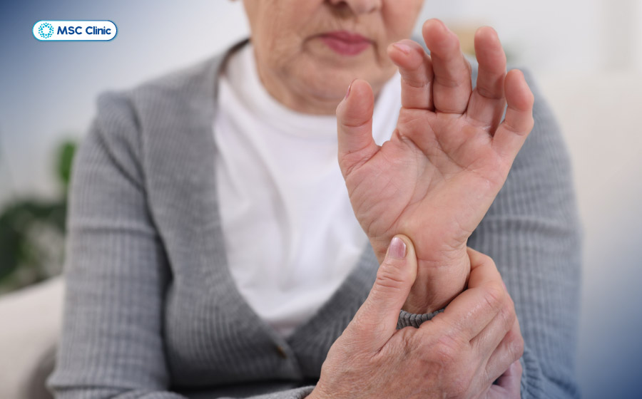 Lão hóa tự nhiên khiến quá trình tái tạo xương không còn hiệu quả Lão hóa tự nhiên khiến quá trình tái tạo xương không còn hiệu quả