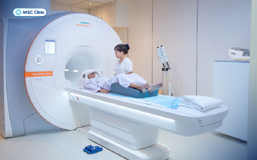 MRI là kỹ thuật chẩn đoán hình ảnh không sử dụng tia X MRI là kỹ thuật chẩn đoán hình ảnh không sử dụng tia X