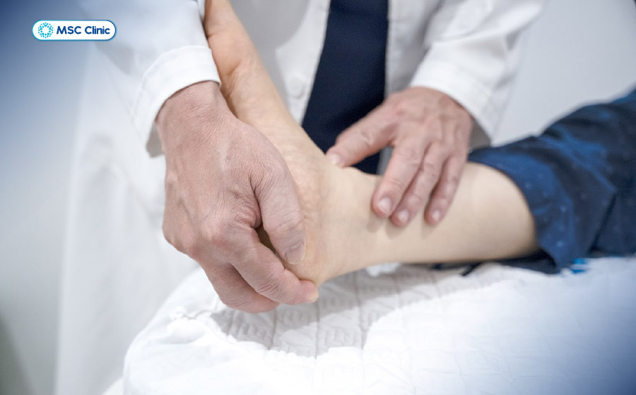 Vật lý trị liệu giúp cải thiện chức năng vận động và hỗ trợ giảm triệu chứng đau, tê bàn chân Vật lý trị liệu giúp cải thiện chức năng vận động và hỗ trợ giảm triệu chứng đau, tê bàn chân