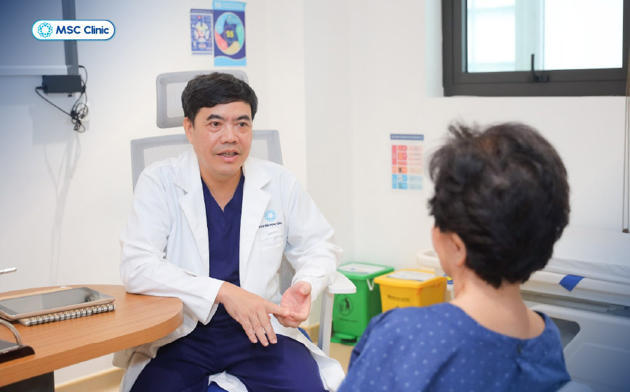 Xoa bóp, bấm huyệt làm giảm căng cứng cơ, cải thiện đau nhức Xoa bóp, bấm huyệt làm giảm căng cứng cơ, cải thiện đau nhức