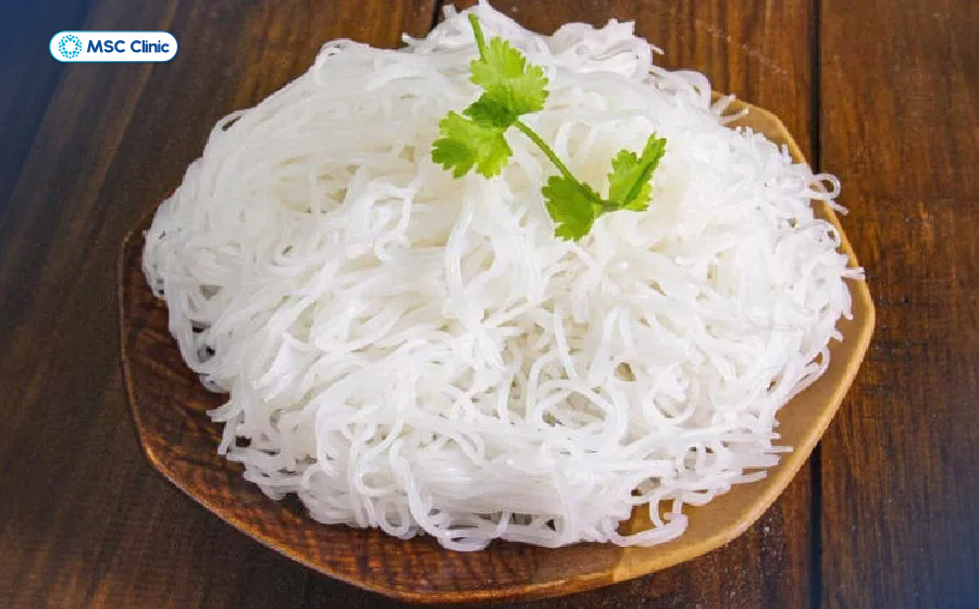 Bún cung cấp tinh bột, chất đạm, xơ và các khoáng chất thiết yếu cho cơ thể