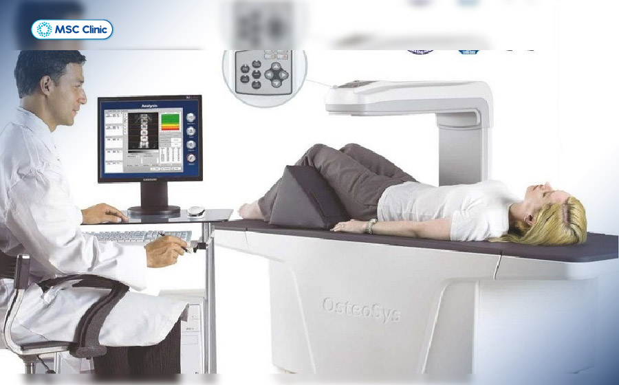 Đo mật độ khoáng xương là bước thăm khám quan trọng giúp chẩn đoán và theo dõi điều trị bệnh Đo mật độ khoáng xương là bước thăm khám quan trọng giúp chẩn đoán và theo dõi điều trị bệnh