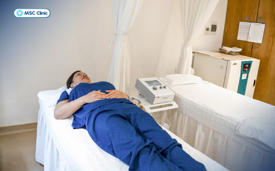 Hệ thống máy móc đạt chuẩn quốc tế tối ưu hóa hiệu quả điều trị thoát vị đĩa đệm cổ cho người bệnh Hệ thống máy móc đạt chuẩn quốc tế tối ưu hóa hiệu quả điều trị thoát vị đĩa đệm cổ cho người bệnh