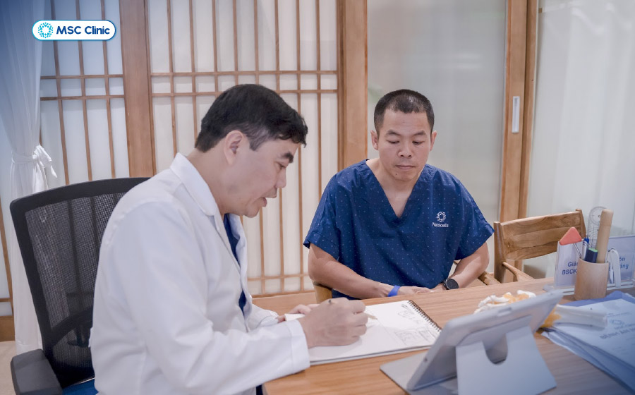 Nên thăm khám tại cơ sở uy tín để đảm bảo điều trị hiệu quả tình trạng giãn dây chằng cổ chân