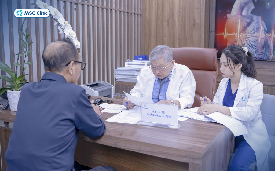 Chủ động kiểm tra sức khỏe khi xuất hiện dấu hiệu tiểu đường ở nam giới giúp phát hiện sớm và hạn chế nguy cơ biến chứng Chủ động kiểm tra sức khỏe khi xuất hiện dấu hiệu tiểu đường ở nam giới giúp phát hiện sớm và hạn chế nguy cơ biến chứng