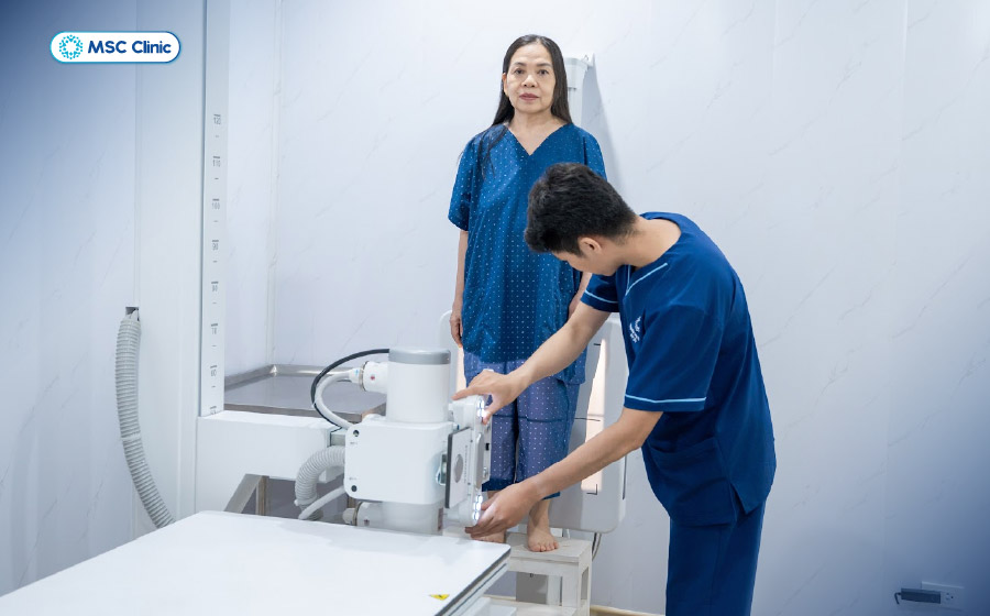 Hệ thống X-quang tối tân hỗ trợ bác sĩ đánh giá chính xác tình trạng rạn nứt xương Hệ thống X-quang tối tân hỗ trợ bác sĩ đánh giá chính xác tình trạng rạn nứt xương