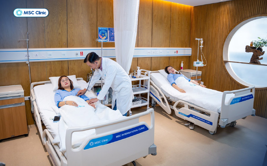Các thành viên có yếu tố nguy cơ nên chủ động kiểm tra sức khỏe gan theo hướng dẫn của bác sĩ
