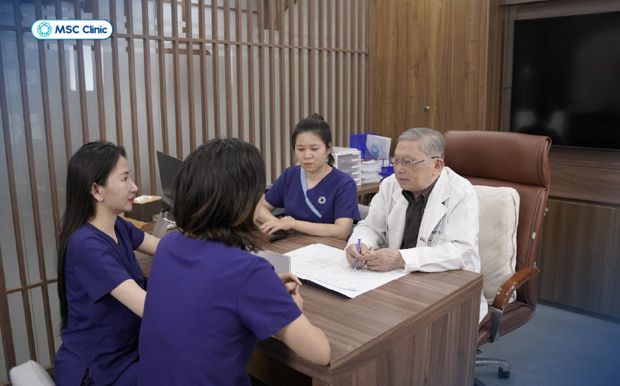 Cách chữa bệnh tiểu đường tại nhà vẫn cần kết hợp tái khám và theo dõi HbA1c định kỳ