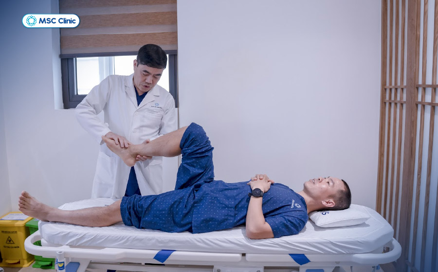 Runner Hùng Hải lựa chọn đồng hành cùng MSC Clinic sau khi bị bong gân ở khớp cổ chân tại giải chạy Runner Hùng Hải lựa chọn đồng hành cùng MSC Clinic sau khi bị bong gân ở khớp cổ chân tại giải chạy