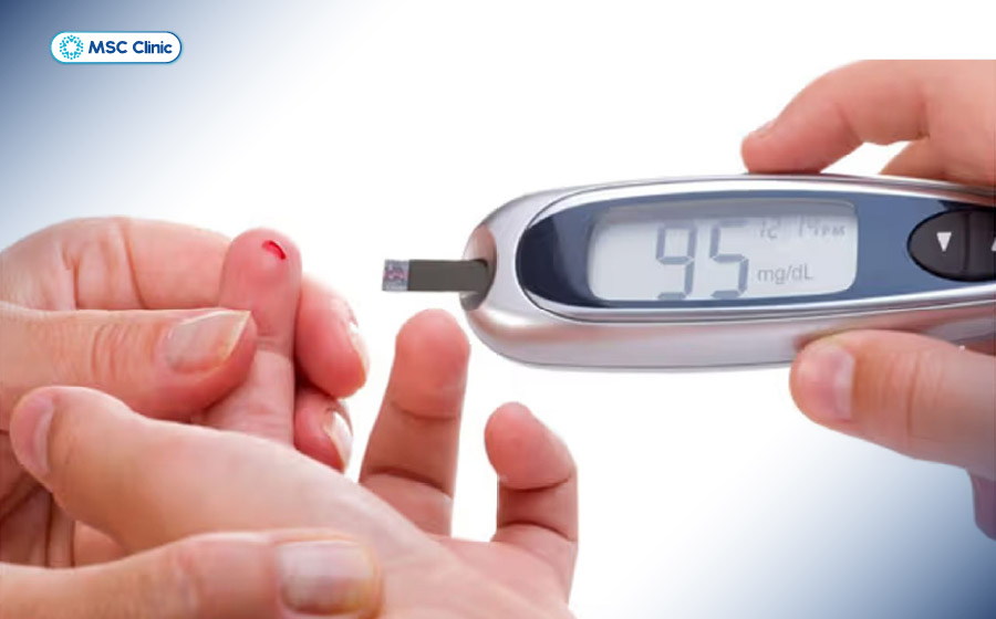 Tiểu đường ở trẻ em xảy ra khi lượng glucose trong máu tăng cao do cơ thể thiếu insulin hoặc sử dụng insulin không hiệu quả