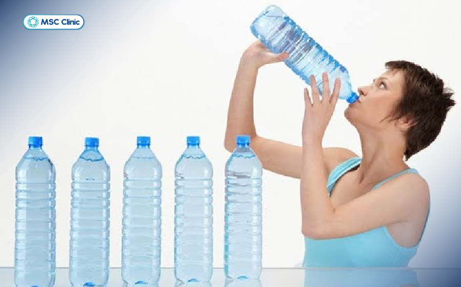 Khát nhiều, tiểu nhiều, mệt mỏi, sút cân bất thường và nhìn mờ có thể là những dấu hiệu cảnh báo rối loạn đường huyết