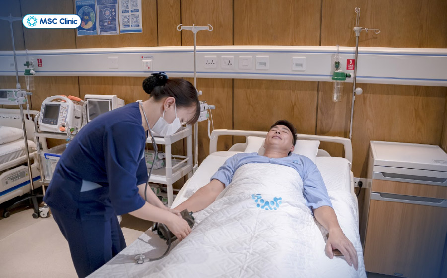 Bệnh nhân được tiếp cận với các phương pháp y học tái tạo hiện đại hỗ trợ sức khỏe gan