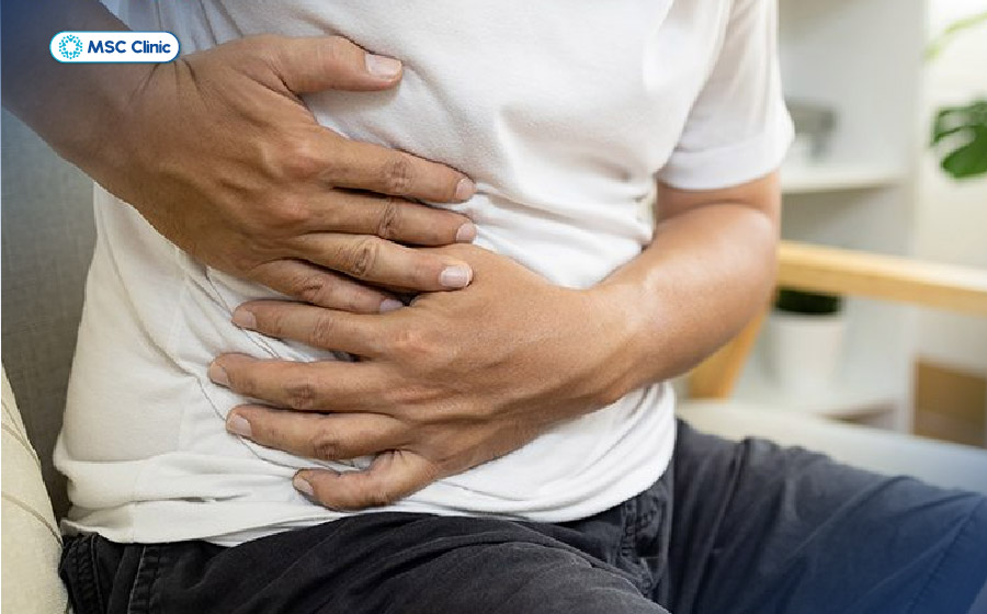 Bệnh gan mạn tiến triển gây ra các cơn đau tức ở hạ sườn bên phải