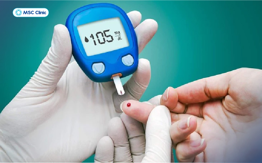 Người mắc tiểu đường cần kiểm soát chặt chẽ lượng đường nạp từ nước mía để tránh nguy cơ tăng đường huyết cấp tính đột ngột Người mắc tiểu đường cần kiểm soát chặt chẽ lượng đường nạp từ nước mía để tránh nguy cơ tăng đường huyết cấp tính đột ngột